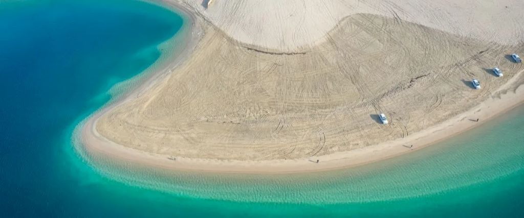 Inland Sea (Khor Al Adaid) Trip
